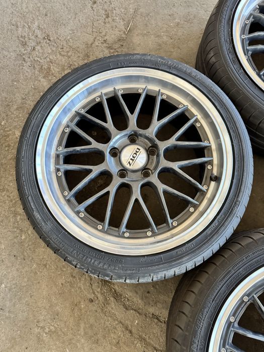 Гуми с джанти VAG