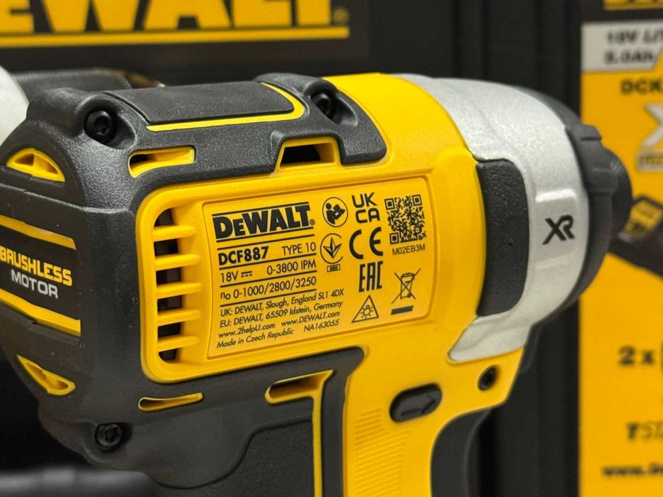 Комплект безчетков винтоверт и бормашина DeWALT DCK266P2T
