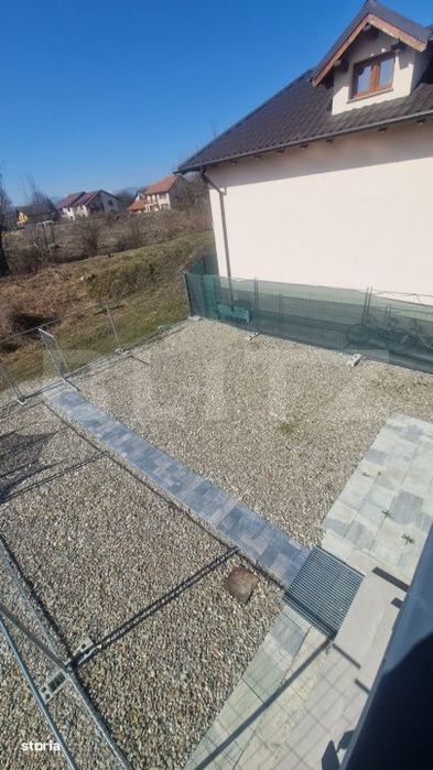 Duplex nou, 3 camere, bucatarie, 2 bai, teren 200 mp, Brasov-Stupini