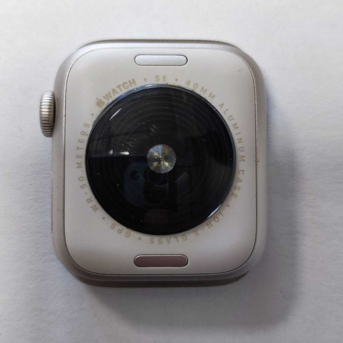 Смарт часовник Apple Watch SE (GPS) 40MM 100%bat Starlight
