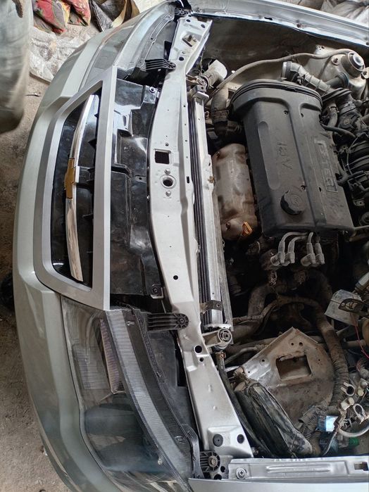 Nexia 1.6 donc запчастга сотилади 1200 у.е