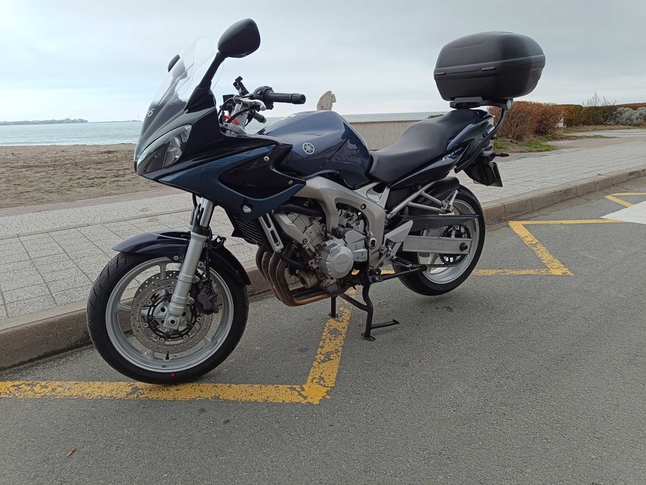 Продавам Yamaha FZ6 Fazer