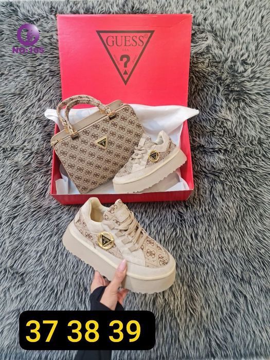 Set dama geanta + adidasi/sneakersi