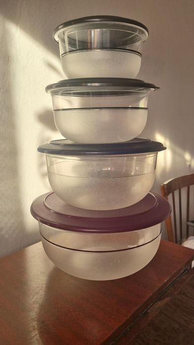 Чеснокодавка Tupperware