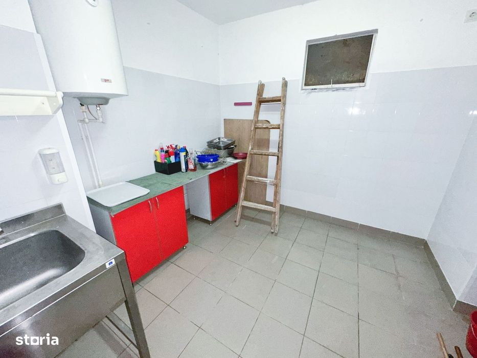 Spațiu comercial + locuință de vânzare  
Strada Avram Iancu, Târnăveni