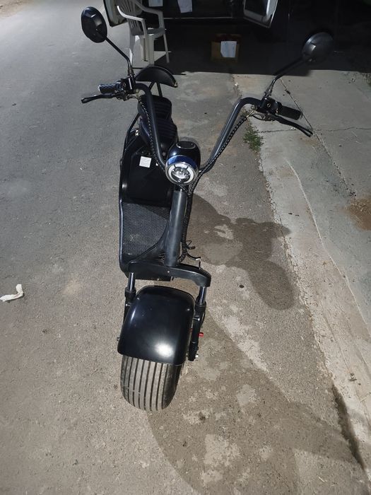 Vând scuter electric