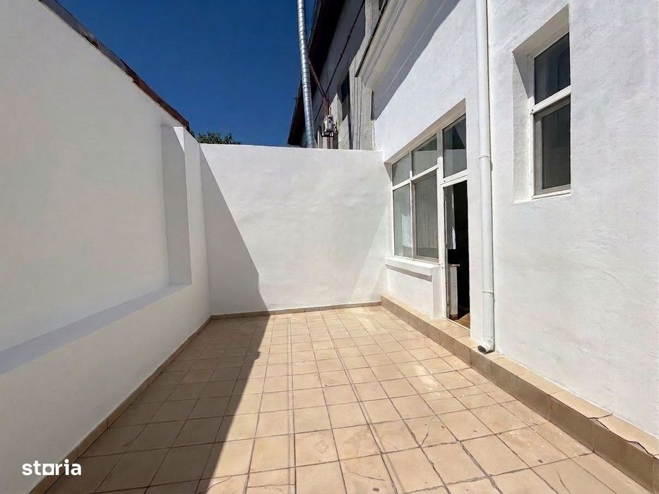 Apartament Ultracentral de Vanzare – 6 Camere – 235 mp