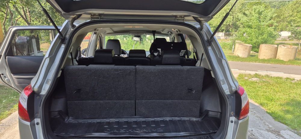 Nissan Qashqai+2  Panoramic