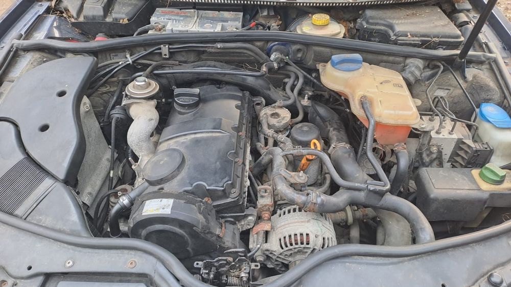 Vând sau dezmembrez passat radiat