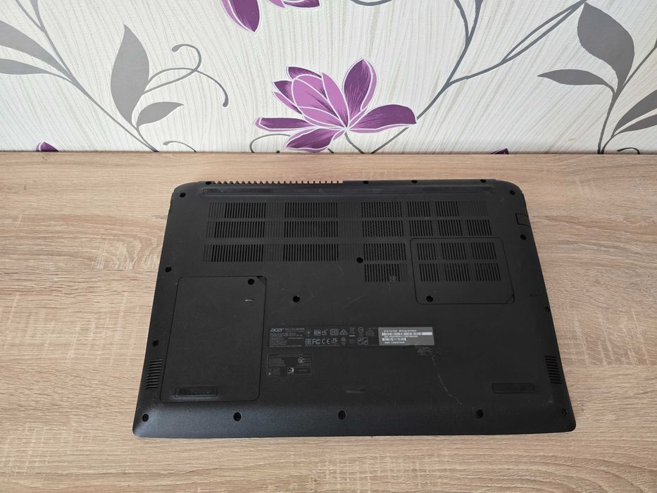Aspire 7 | i7-7700HQ | GTX 1050 |