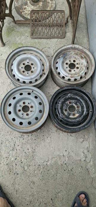 Диски 8шт R13 4×98 Ваз,Лада,Жигули