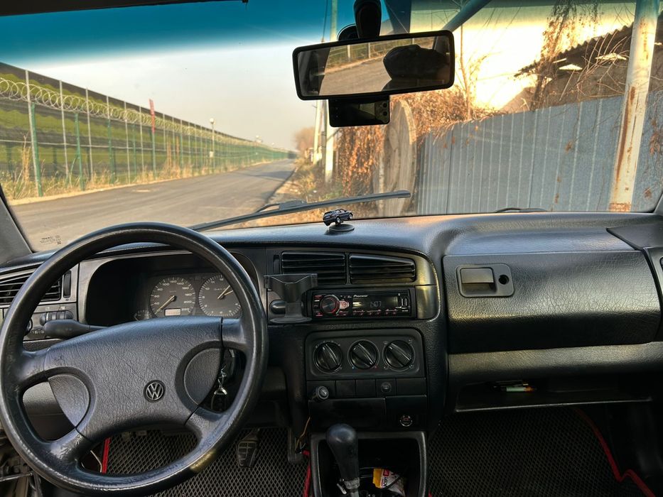 Гольф 3 1992 года 1.8 моно 90л.с.