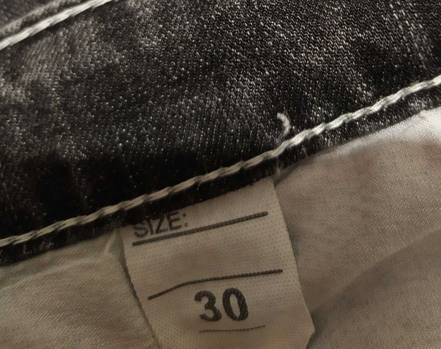 Продаются вещи для подростков