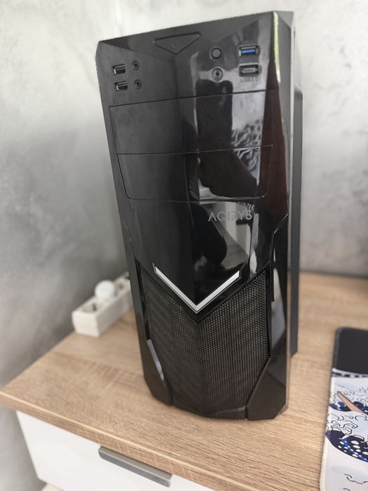PC Gaming ieftin / i5 3470, 16GB RAM, SSD 512GB, GT 1030, Carcasă RGB