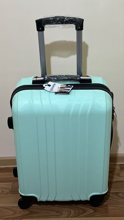 Куфар за ръчен/кабинен бага ж