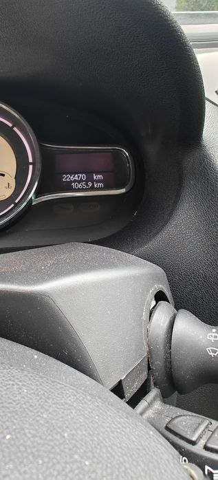 Vindem piese rezultate din dezmembrarea unui Renault Megane 3