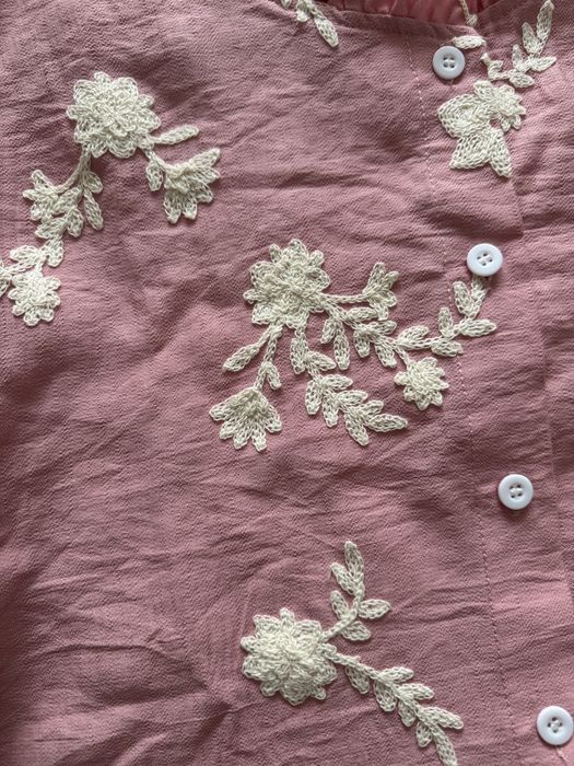 Розова риза с бродерия