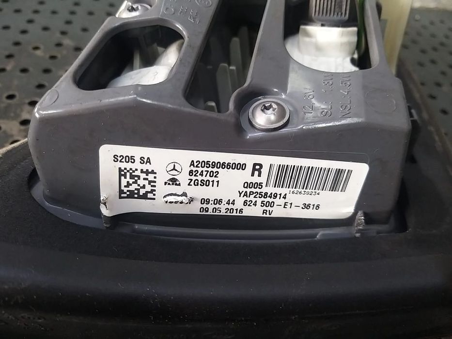 Stop tripla lampa dreapta haion led mercedes c class w205 break a2059066000