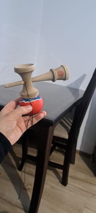 Krom Kendama Davide pro model.
