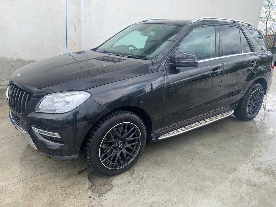 Dezmembrez mercedes W166  ML 350D/bara fata w166/capota ML w166/