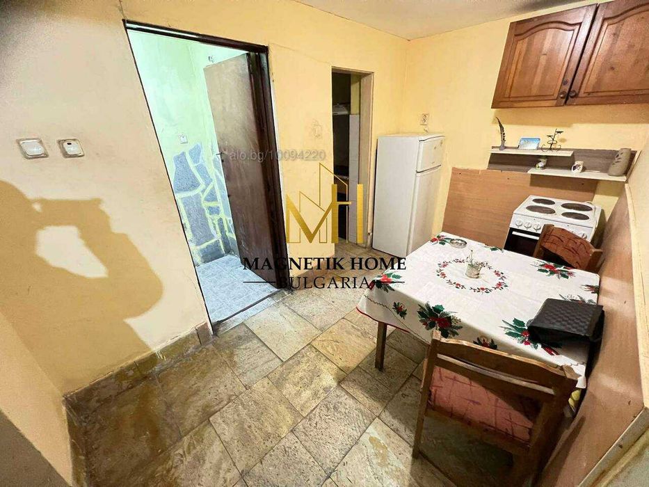 Дава се под наем Многостаен апартамент в Бургас, Център - 100 кв.м за 280.5 € - Снимка #3