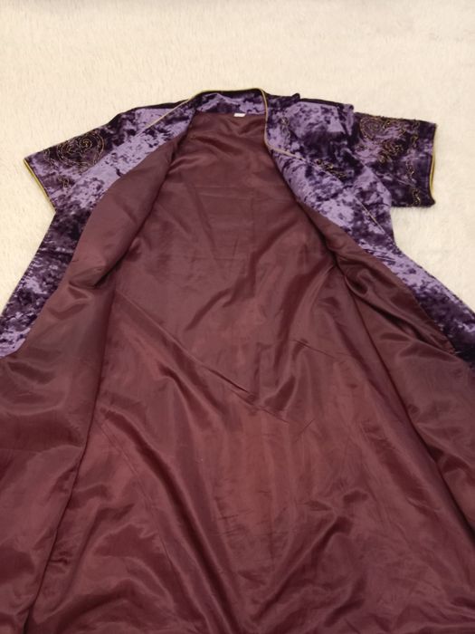 Национальный казахский чапан