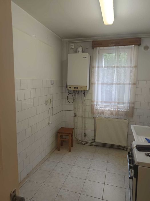 Vând apartament 3 camere - Centru, zona McDonald’s, Baia Mare