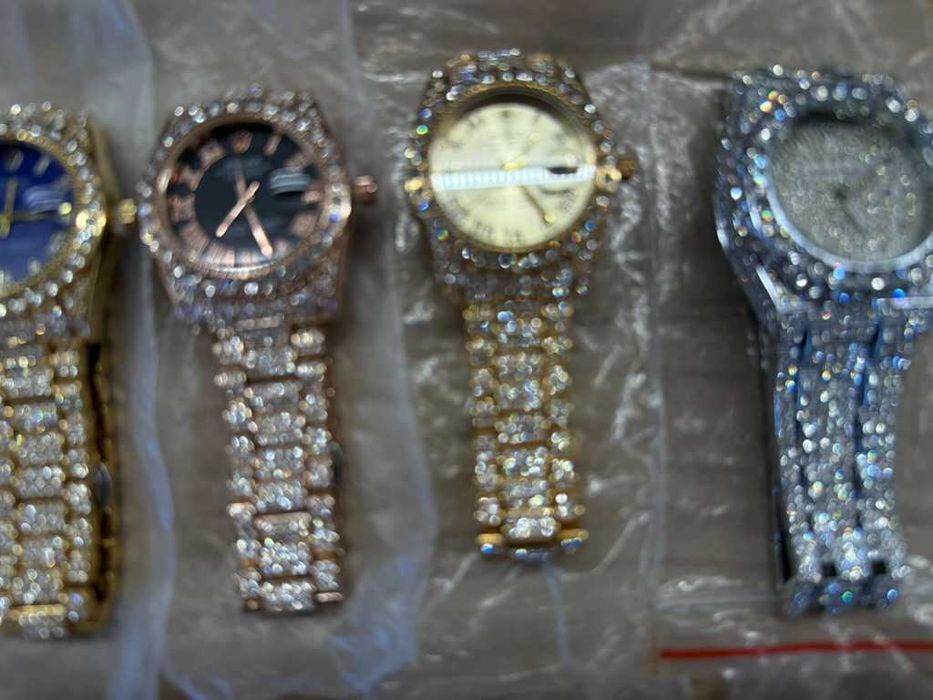 Iced Out Диамантени Часовници 40-41мм