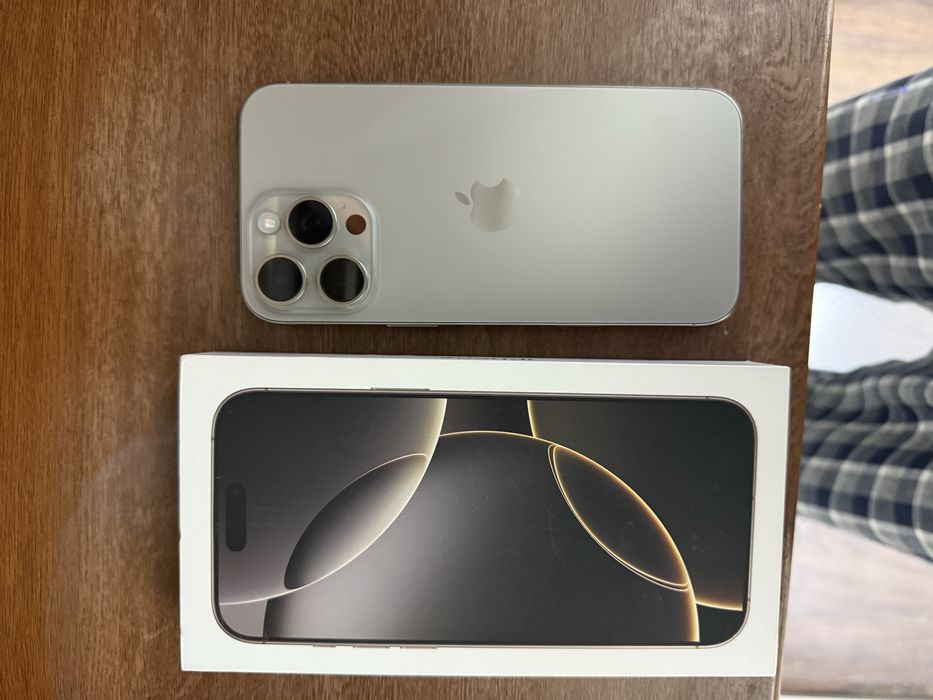 Продам iphone 16 pro max