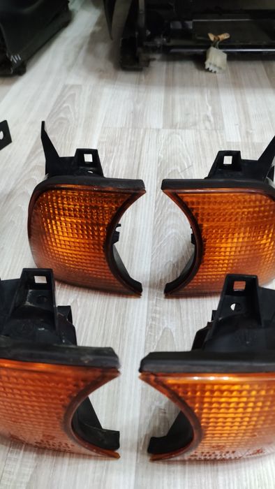 Поворотники БМВ е34