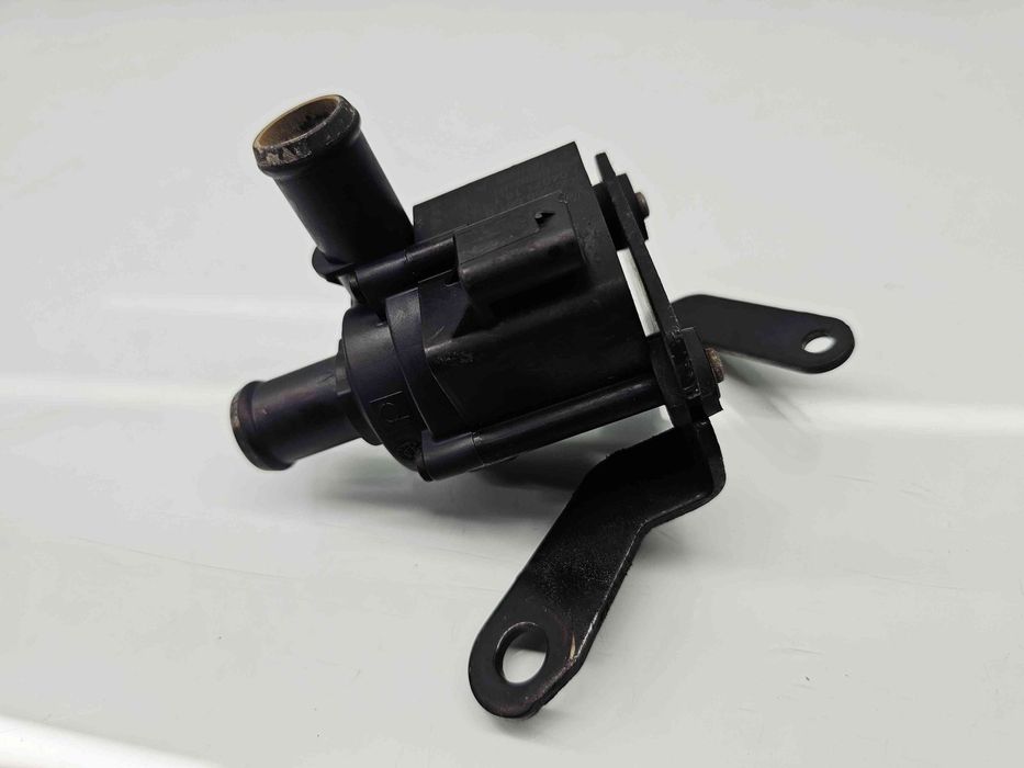 Pompa recirculare apa Audi A4 (8W2, B9) [Fabr 2015-2023] 5Q0965561B 2.