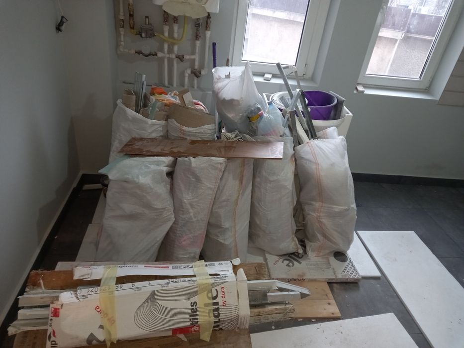 Transport moloz mobila