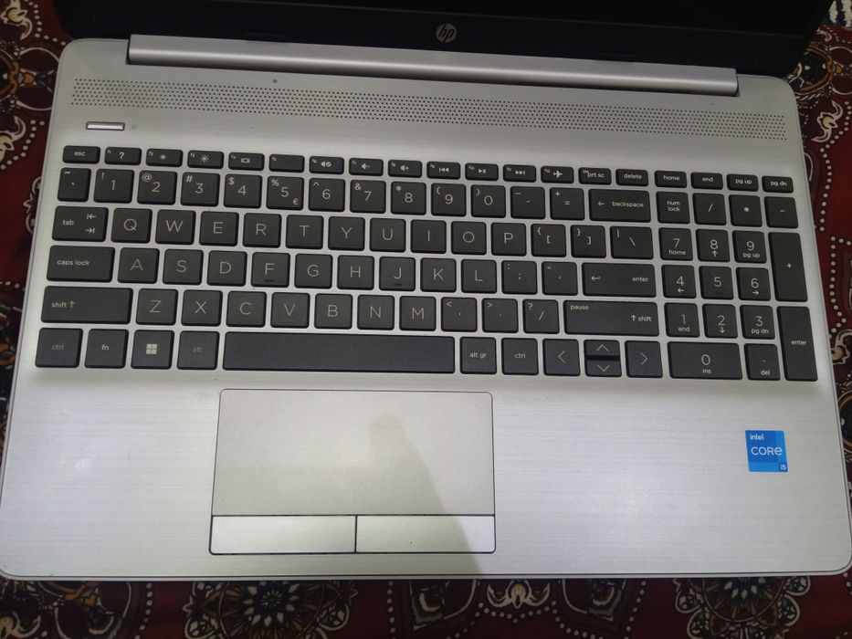 hp core i5 noutbook