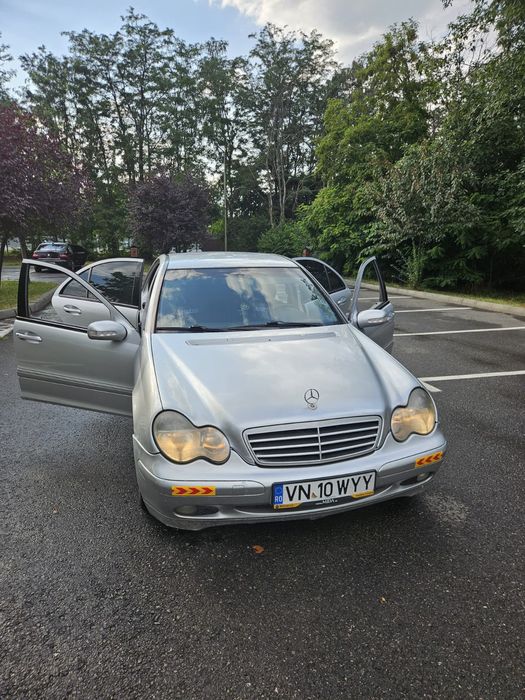 MERCEDES-BENZ C-Class 2002 — imagine 4