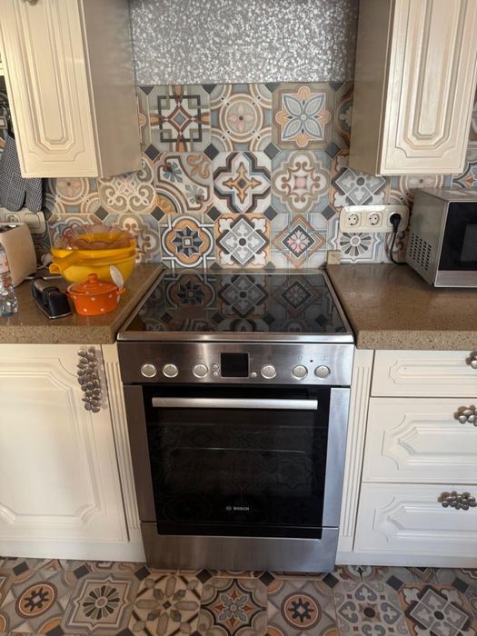 Духовка с электроплитой