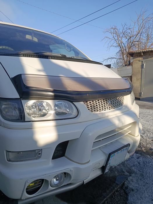 Mitsubishi DELICA