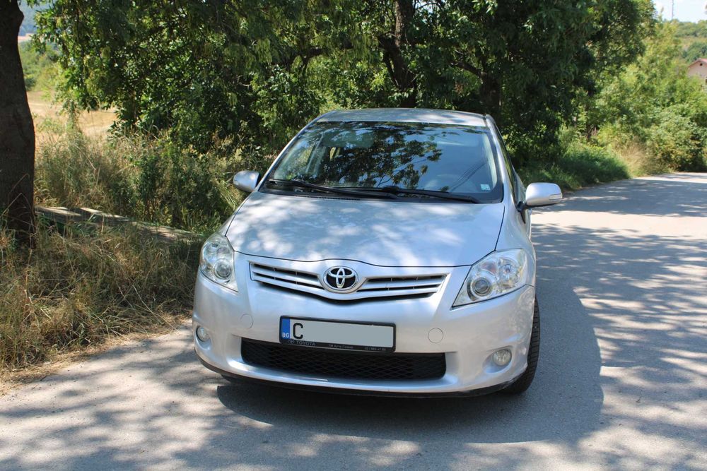 Toyota Auris 2013-1.6-132кс + ГАЗ. - ПРОЧЕТИ