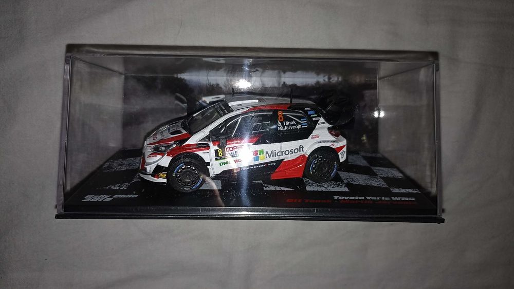 Продавам колекция „Светът на рали“ – брой 1 Toyota Yaris WRC метален макет 1:43