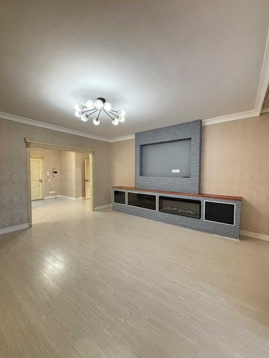 4-ком квартира 132м2