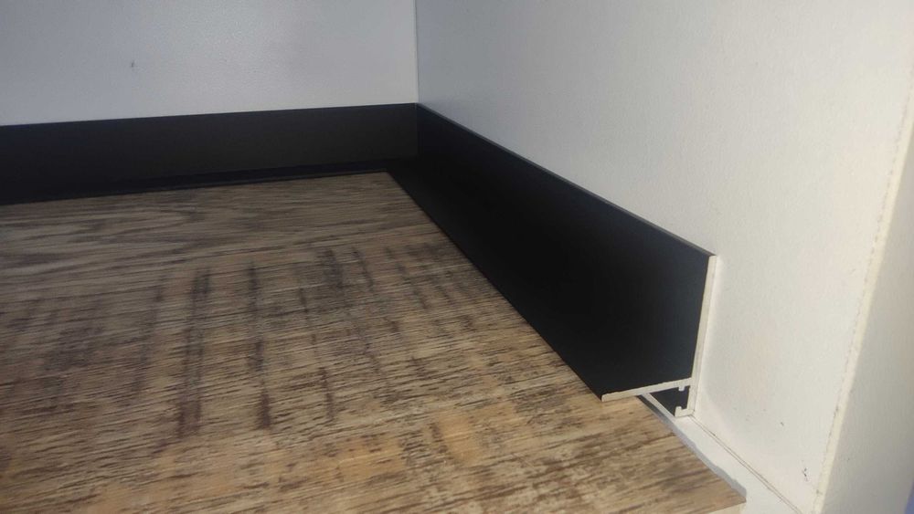 Микроплинтус L - образный Premium Class