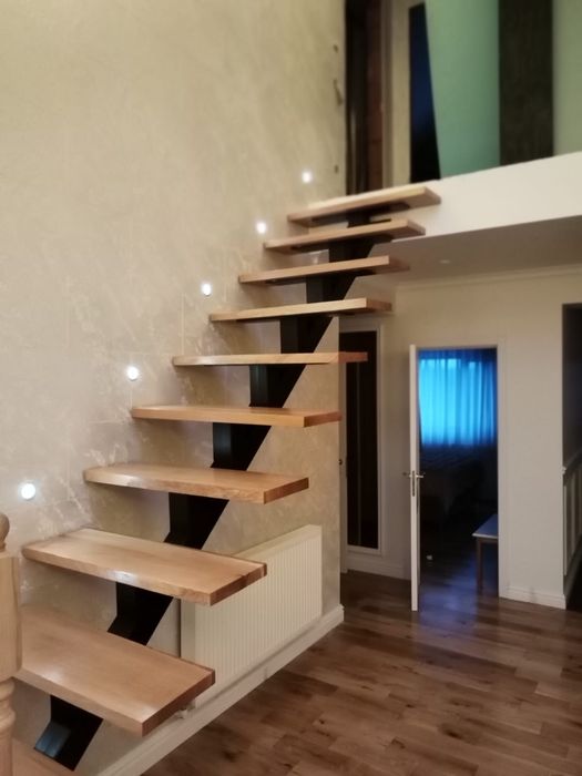 Scări interioare și balustrade