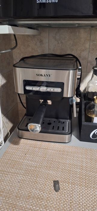 Продам кофеварку Sokany на запчасти