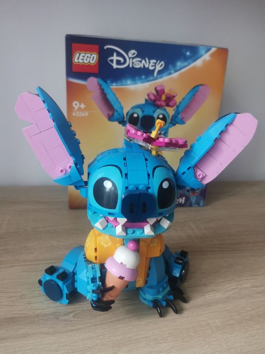 Vând Lego original Stitch 43249 ca NOU