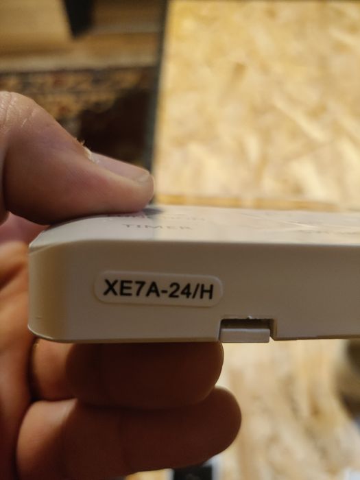 Telecomanda gree xe7a-24/h