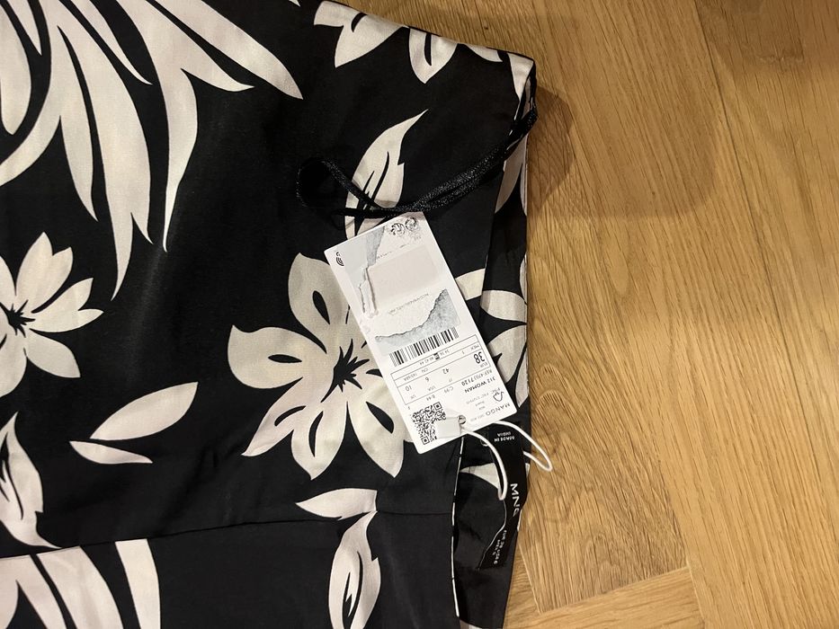 Pantaloni noi mango M