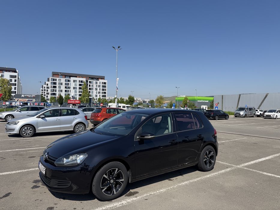 VOLKSWAGEN Golf 2010 — imagine 4