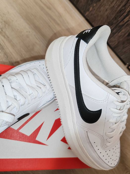 Маратонки NIKE W COURT vision