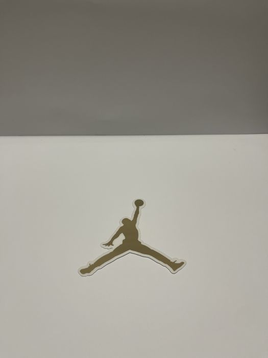 Jordan 1 mid Taxi 500