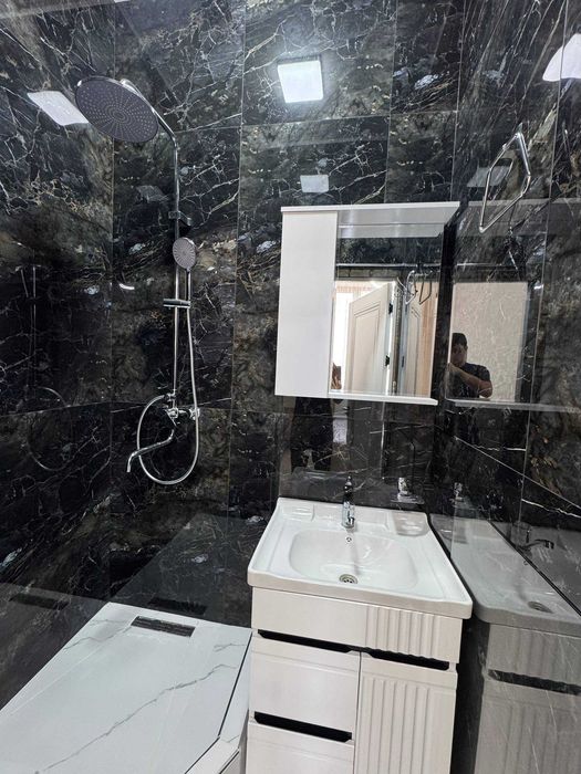 Срочно продается 3х комнатная люкс квартира на 7 этаже, в Самарканде