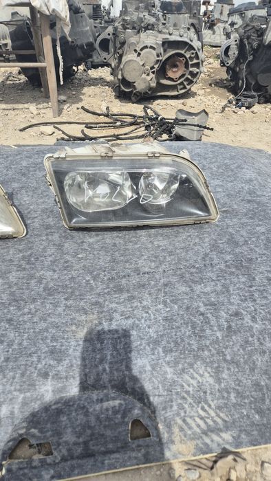 Оригинални Десни огледала за волво В40 С40 97- 2004г